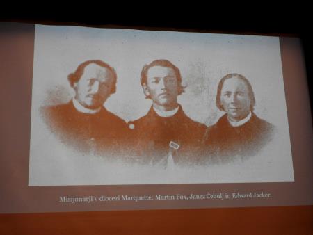 Trije misijonarji v Ameriji - V sredini  misijonar Janez Čebulj.jpg